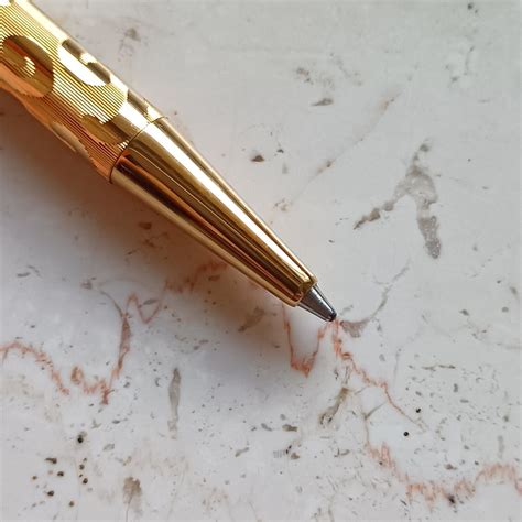 Yves Saint Laurent Penna 